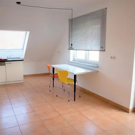 Art & Nature In Der Naehe Ffm-messe 3*