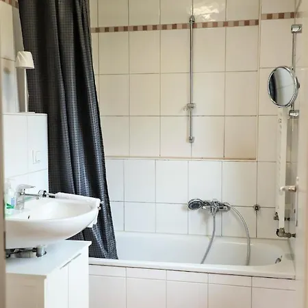 Art & Nature In Der Naehe Ffm-messe Apartmanhotel 4*
